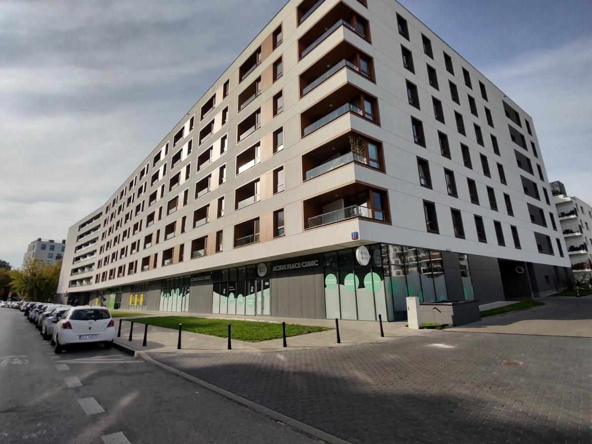 Ferienwohnung Uroczy Apartament Z Miejscem Na Auto W Garazu Warschau Exterior foto