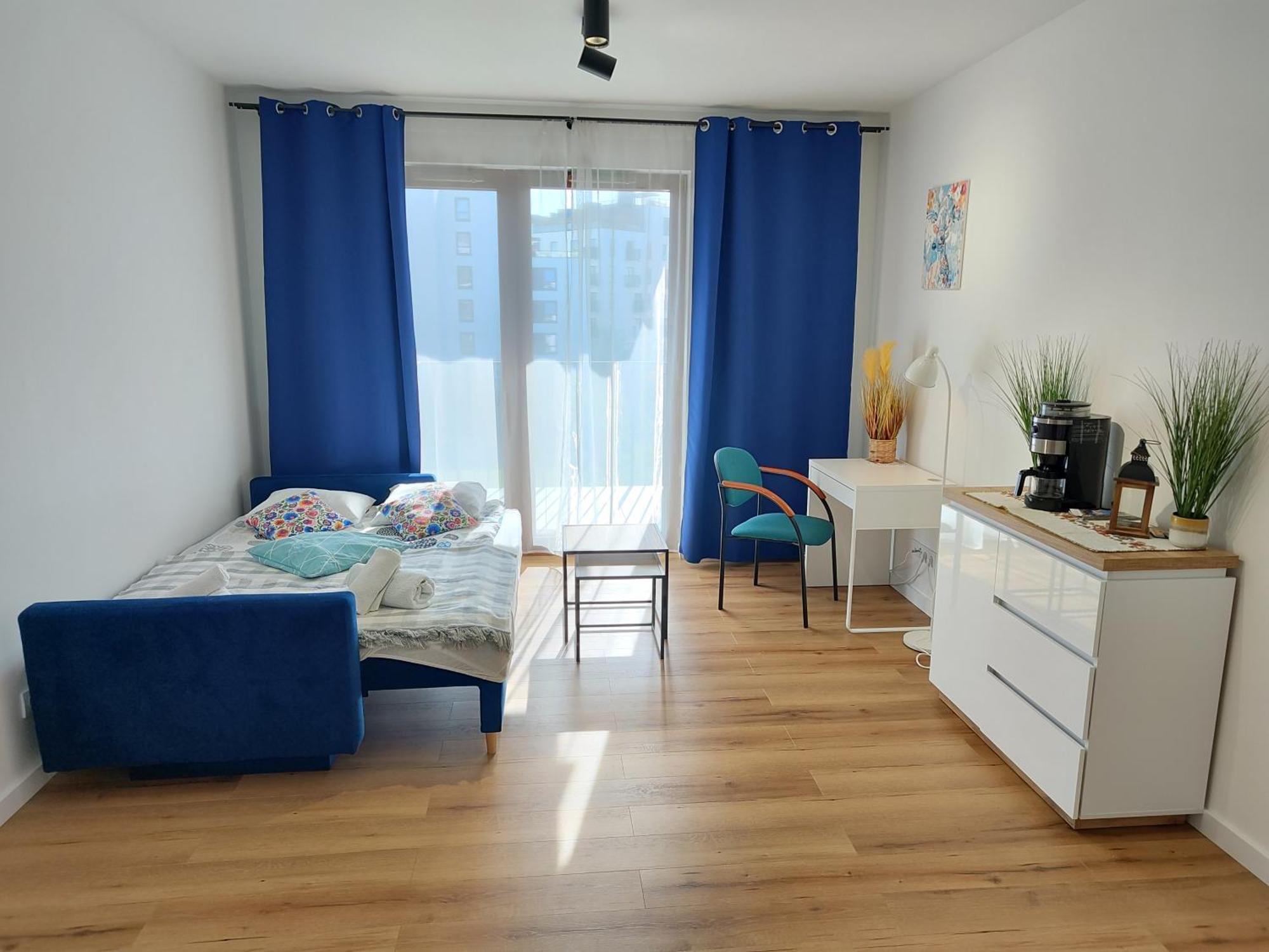 Ferienwohnung Uroczy Apartament Z Miejscem Na Auto W Garazu Warschau Exterior foto
